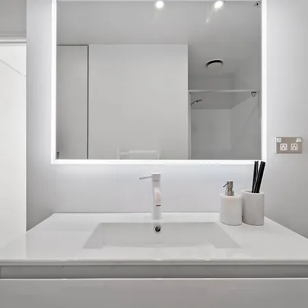 The Perfect Inner City Pad - Pool Gym Sauna Auckland Exterior photo